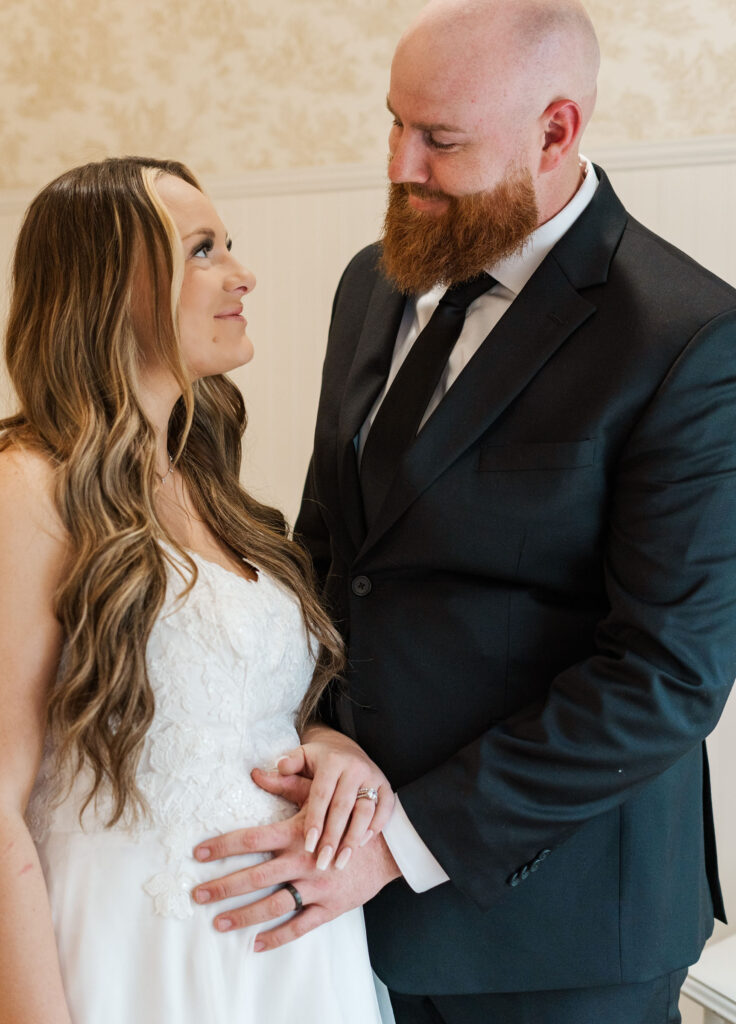 bride and groom happy about the pregnancy 