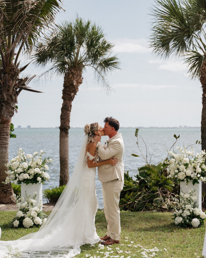 Wedding photographer sarasota fl
